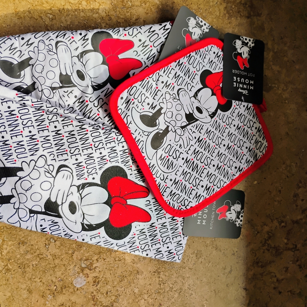 Disney Minnie Mouse Kids Pajamas - Red and Black